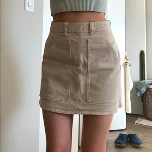 Aritzia beige utility skirt